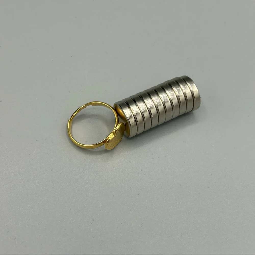 Kids Gold Tone Heart Ring Adjustable Tested Magnetic - Picture 7 of 9